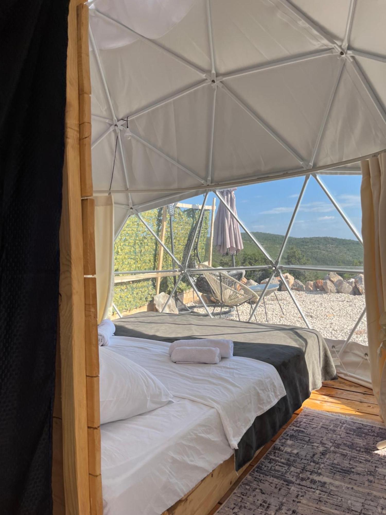 Villa Glamping Peninsula Lustica Rose à Tivat Extérieur photo